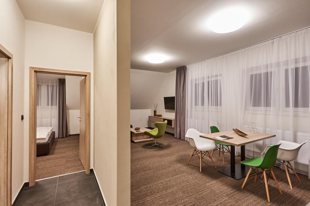 Apartmany Volarik Mikulov Bagian luar foto